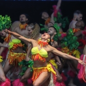 Bailarines Estesis Danza