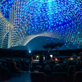 Domo del Planetario con obra de arte interactiva