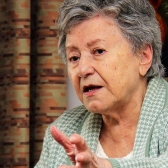 Fotografía de la escritora Dora Castellanos tomada por Eduardo Otalora - Tomada de internet.