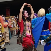 mujer en marcha comunidad lgbti