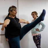 En el Crea Villas del Dorado, el tango se convierte en más que un baile; se transforma en una oportunidad para revivir sueños y construir comunidad. Fotografías por Cristian Martínez - @macapublicidad