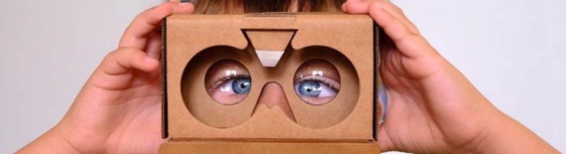 Niño con gafas de realidad aumentada 