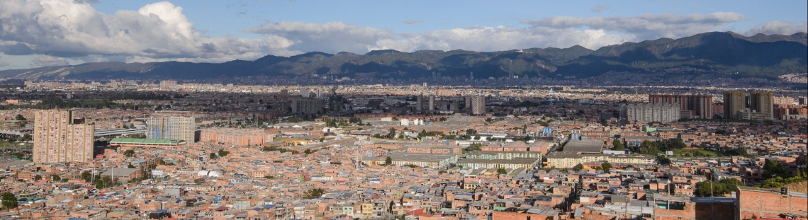 Panorámica de Ciudad Bolívar de día. 