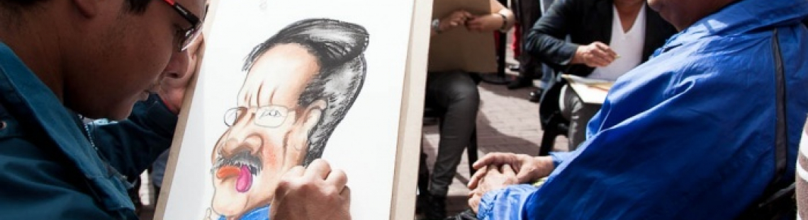 Dibujante - caricaturista en acción