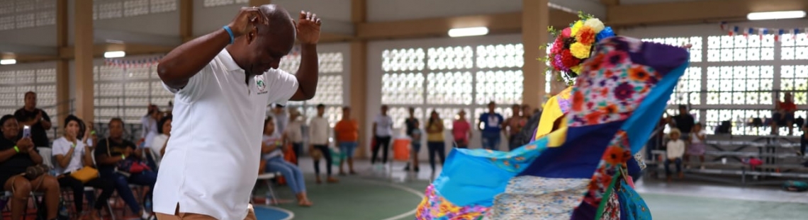 Taller teórico práctico de bailes y danzas 