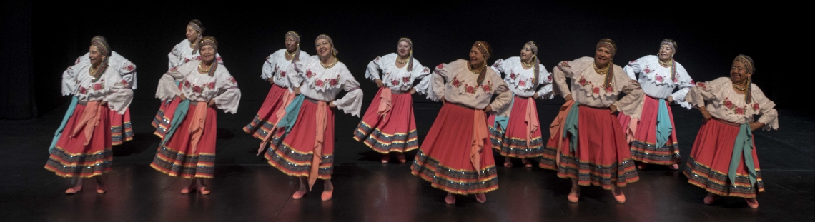 Bailarines en escena