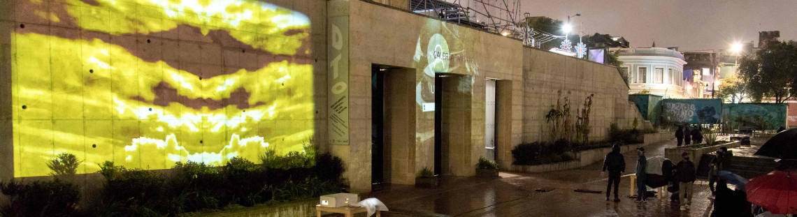Galería Santa Fe de noche
