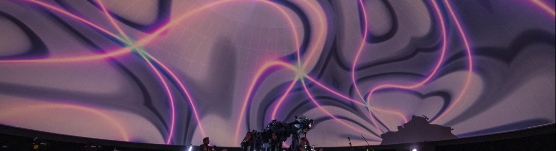 Proyección audiovisual en el domo del Planetario de Bogotá. 