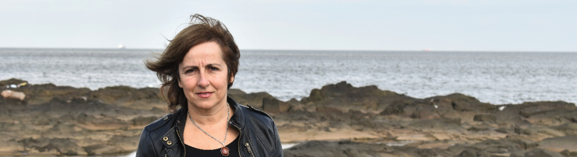 Mujer en la playa