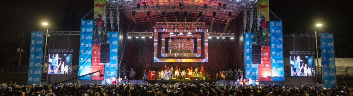 Escena de escenario Salsa al Parque 2017