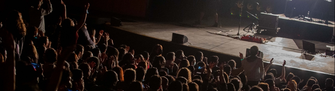 público en el Teatro Jorge Eliécer Gaitán