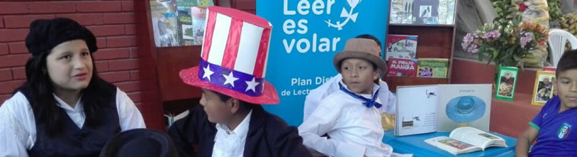 Niños participando del Taller Hilando historias