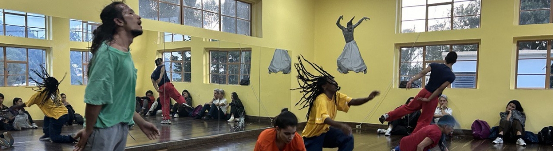 Lázaro Benítez en un taller