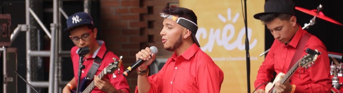 Tres músicos en La Media Torta