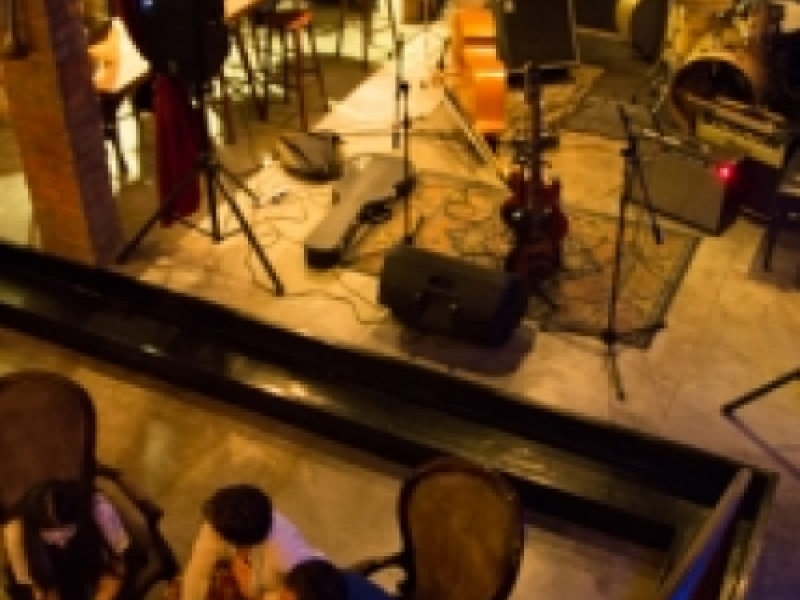 Foto escenario de música en vivo, Smoking Molly