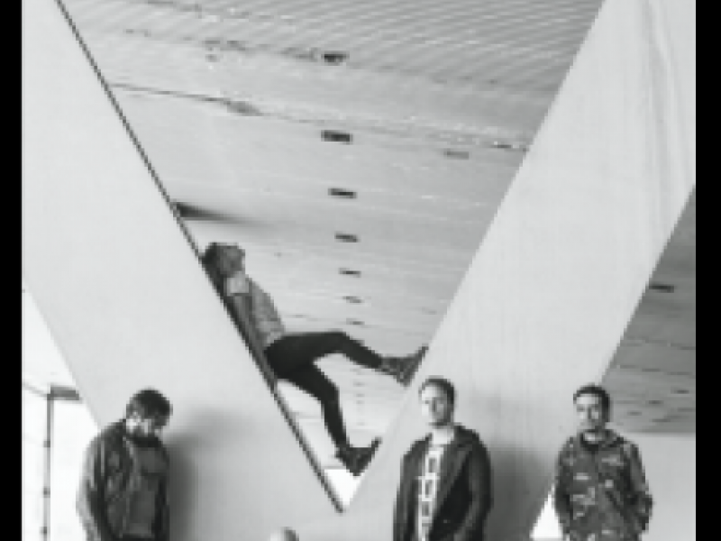 Foto de la banda V For Volume