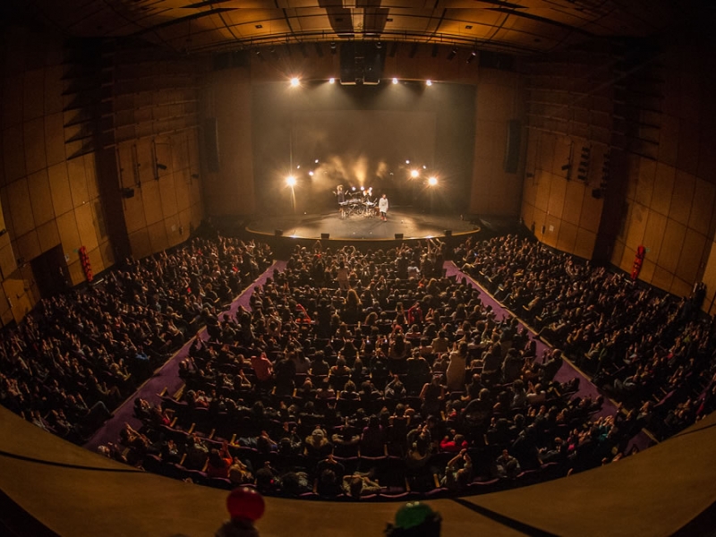 Público del Teatro Municipal Jorge Eliécer Gaitán