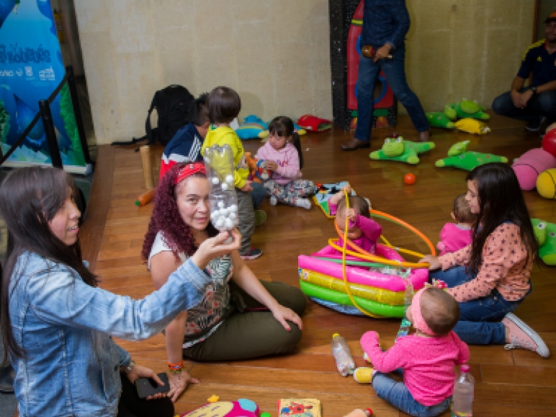 Niños jugando