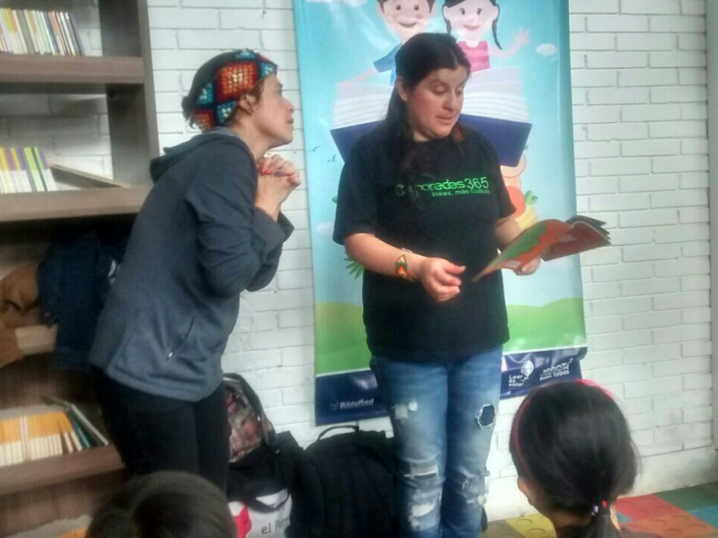 Taller de sensibilización a la lectura y la escritura en puntos de lectura plazas de mercado