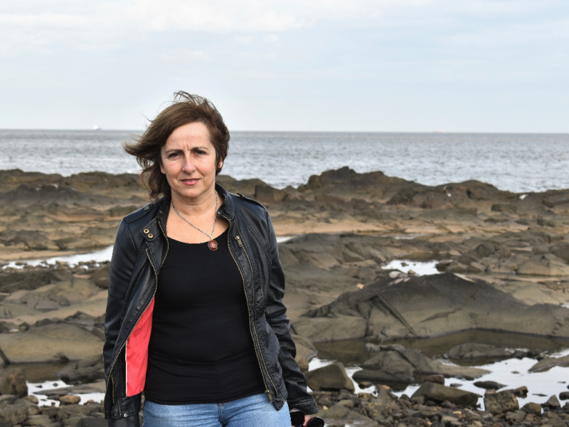 Mujer en la playa