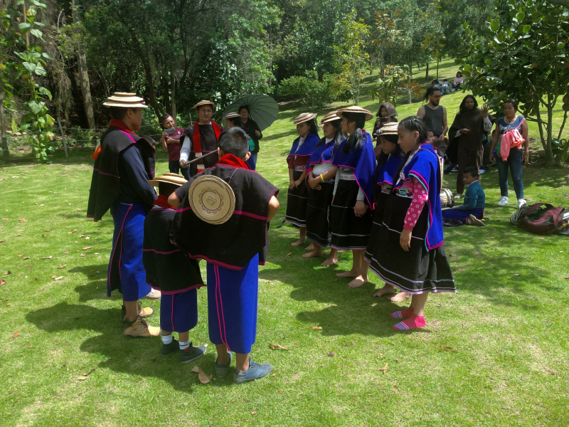  Fuente: Repositorio de Grupos Étnicos/ Subdirección de las Artes/ "La Danza de los Angelitos". Proceso de vivencia de esta danza ritual de la Comunidad Misak de Fontibón.