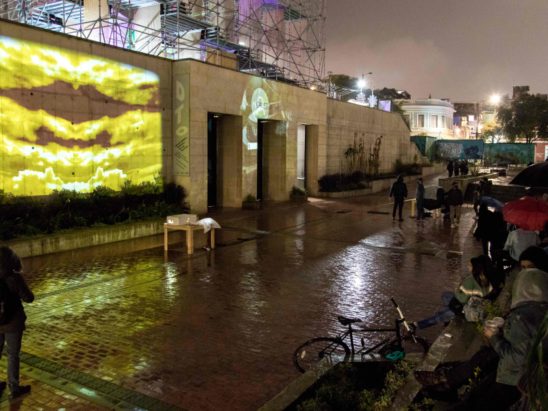 Galería Santa Fe de noche