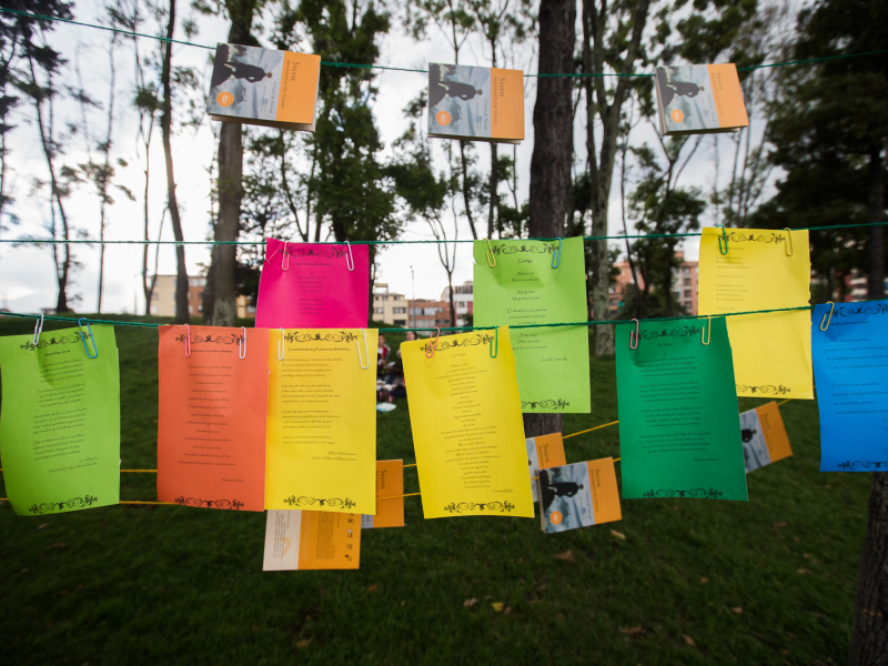 Rodando en la memoria, Libro al Viento.