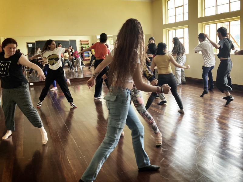 Bailarines Escuela de Cuerpo