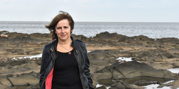 Mujer en la playa