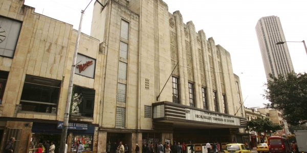 Fachada del Teatro Jorge Eliécer Gaitán