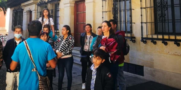 Conozca la Bogotá literaria mientras recorre el centro histórico de la ciudad.