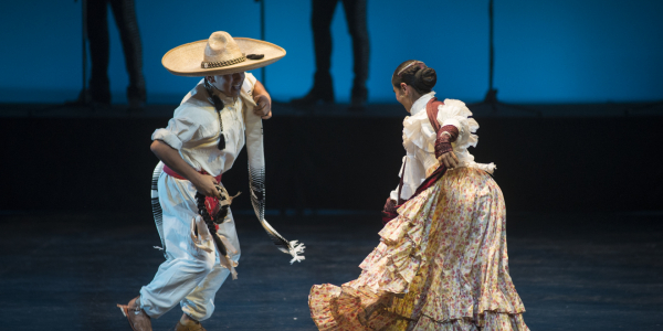 Ballet folclórico, foto de Juan Santacruz 