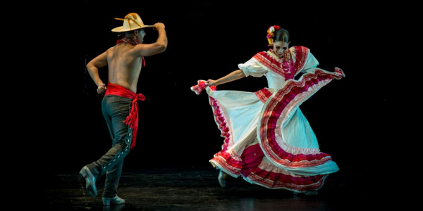 Pareja de bailarines