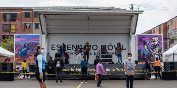 Escenario Móvil: Las mujeres le cantan a la paz