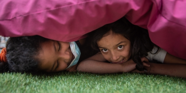 Niñas jugando 