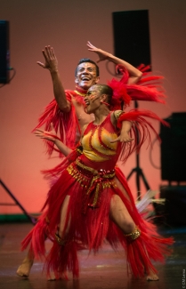 Gala lo mejor de la danza folclórica colombiana