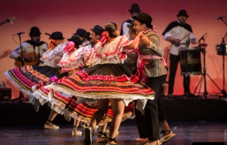 Gala lo mejor de la danza folclórica colombiana