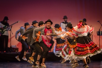 Gala lo mejor de la danza folclórica colombiana