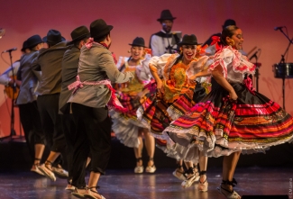 Gala lo mejor de la danza folclórica colombiana