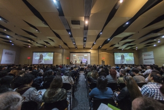Foro Estrategias de Financiación Para las Industrias Culturales / Cámara de Comercio.