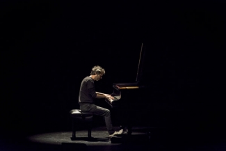 Presentación del pianista James Rhodes en el teatro Jorge Eliécer Gaitán