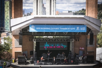 "Chiqui Tortazo Consentidos" En el teatro al aire Libre La Media Torta