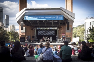 "Chiqui Tortazo Consentidos" En el teatro al aire Libre La Media Torta