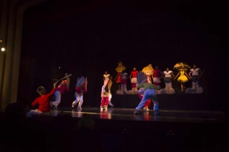 Obra Petrushka de la Compañía Joven de Danza Crea