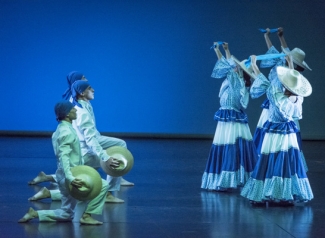 Noches de folclor colombiano en el Jorge Eliécer 