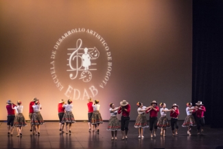 Noches de folclor colombiano en el Jorge Eliécer 