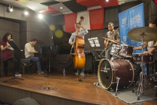 Personas participando del Taller de improvisación Jacky Terrasson Trio