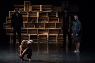 Hamlet, Imperfect Dancers Company.