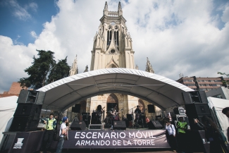 Metal Movil - Plaza - Parque De Lourdes