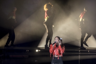 Greeicy y Mike Bahía en el Teatro Jorge Eliécer Gaitán